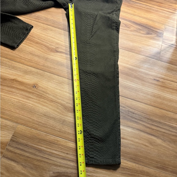 Joe Fresh Olive Green Skinny Pants - Picture 4 of 10